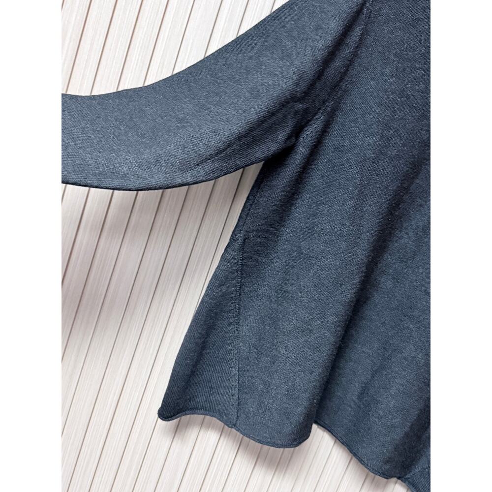Eileen Fisher Women's 100% Merino Wool V-Neck Sweater Size L - Picture 6 of 8